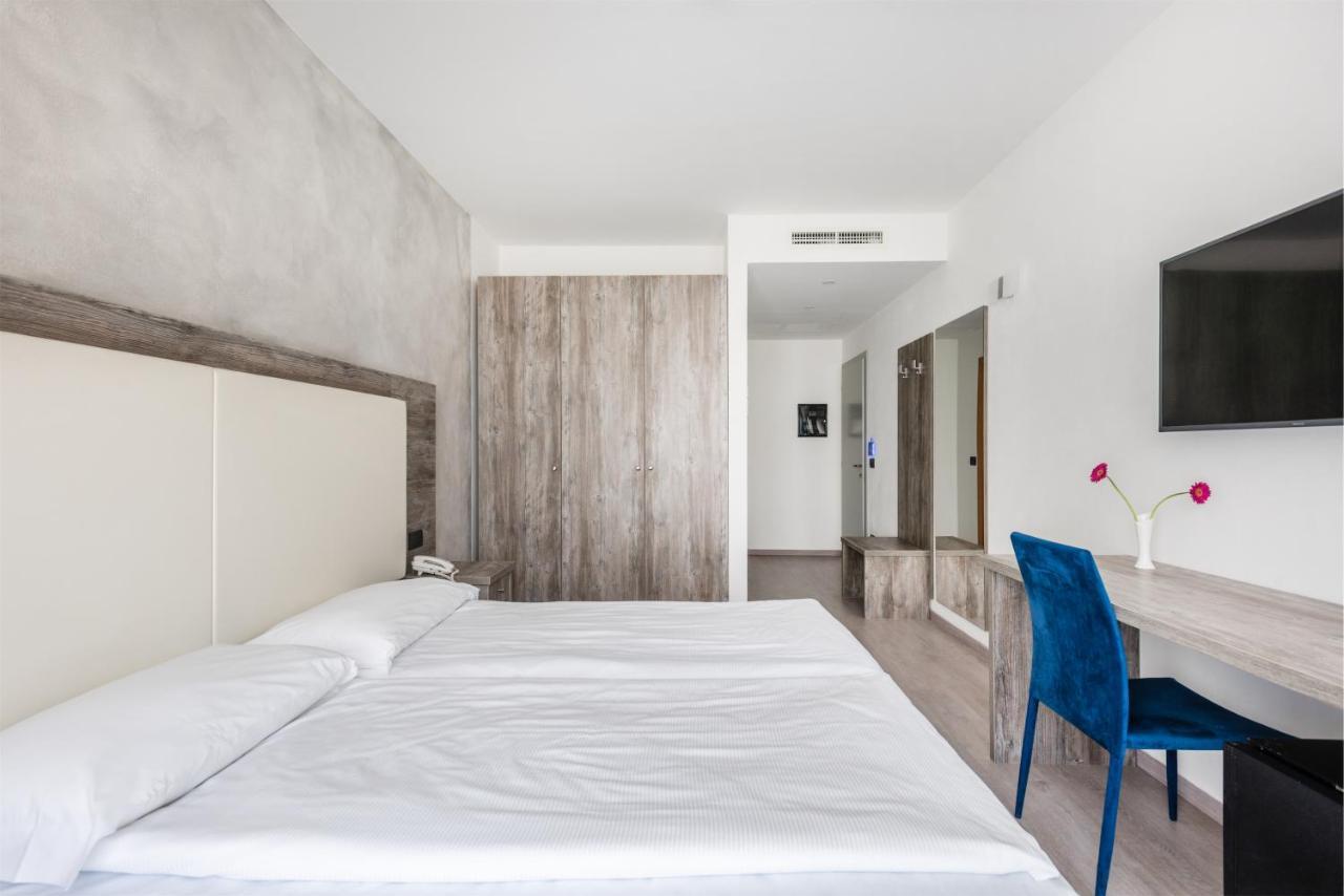 Hotel De Nac Torbole Sul Garda Εξωτερικό φωτογραφία