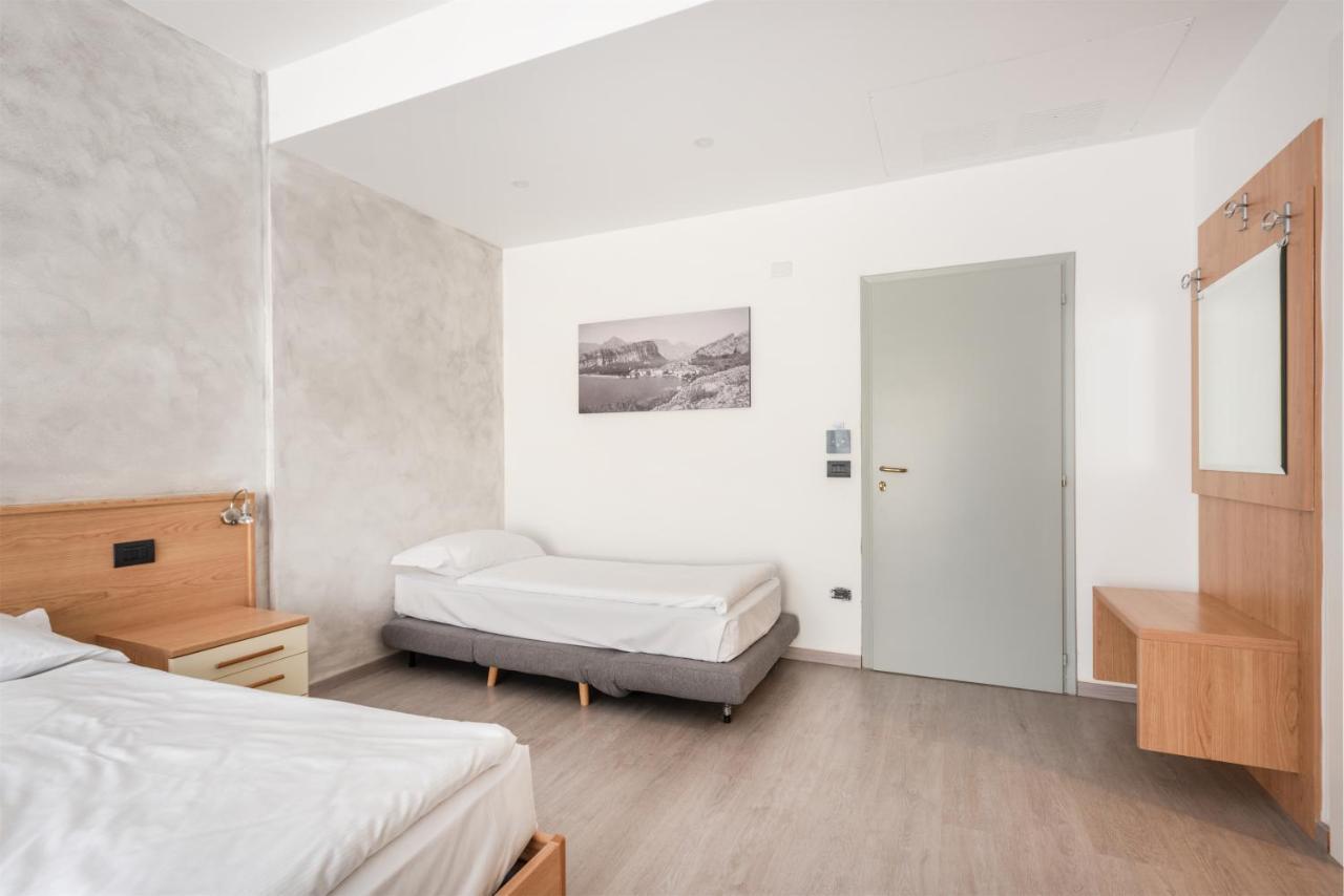 Hotel De Nac Torbole Sul Garda Εξωτερικό φωτογραφία