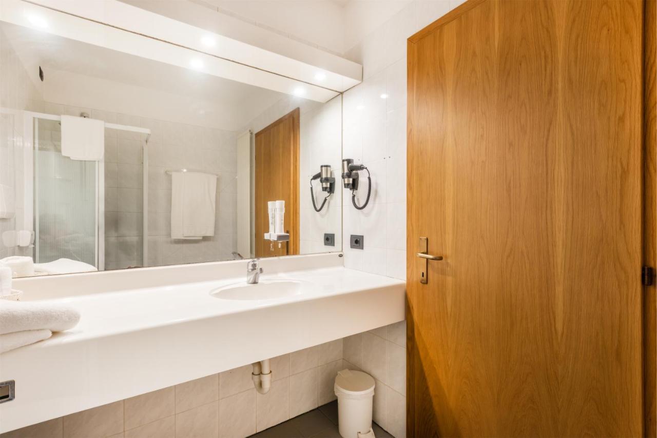Hotel De Nac Torbole Sul Garda Εξωτερικό φωτογραφία