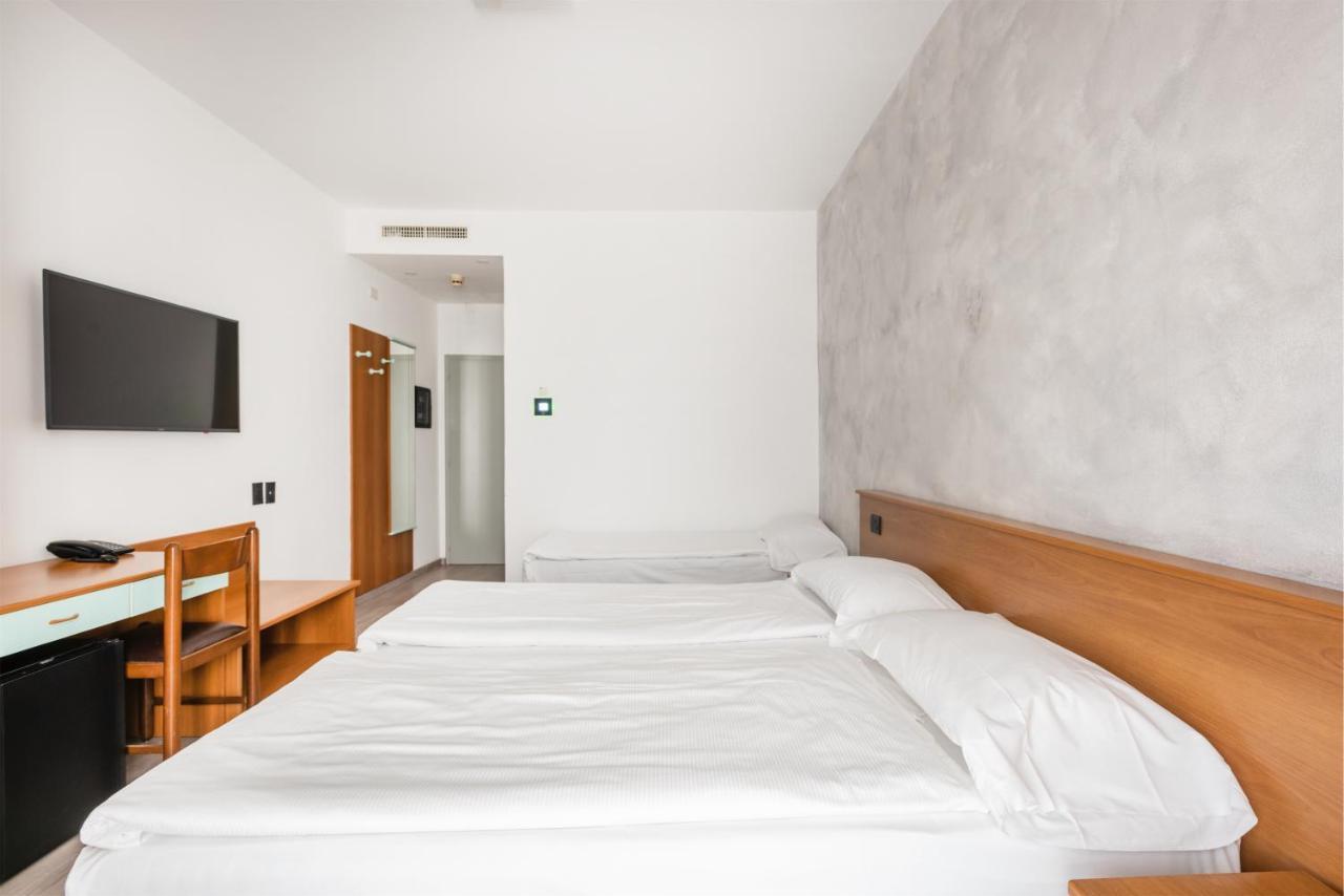 Hotel De Nac Torbole Sul Garda Εξωτερικό φωτογραφία