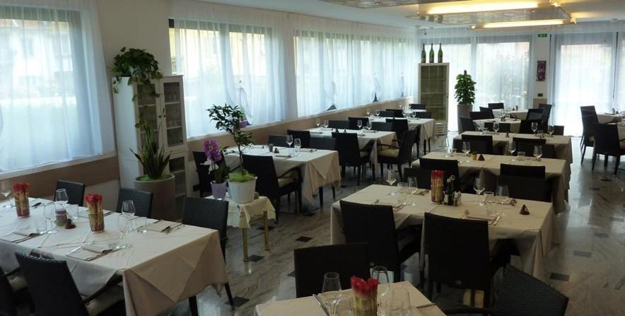 Hotel De Nac Torbole Sul Garda Εξωτερικό φωτογραφία