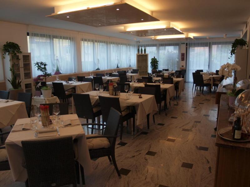 Hotel De Nac Torbole Sul Garda Εξωτερικό φωτογραφία