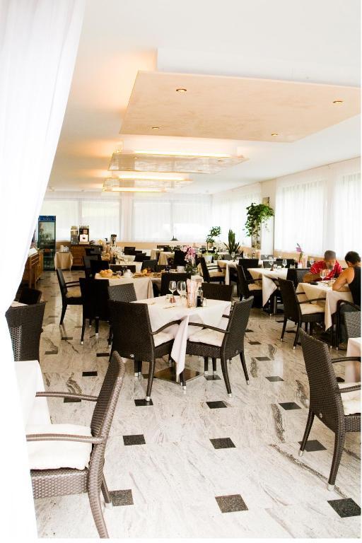 Hotel De Nac Torbole Sul Garda Εξωτερικό φωτογραφία