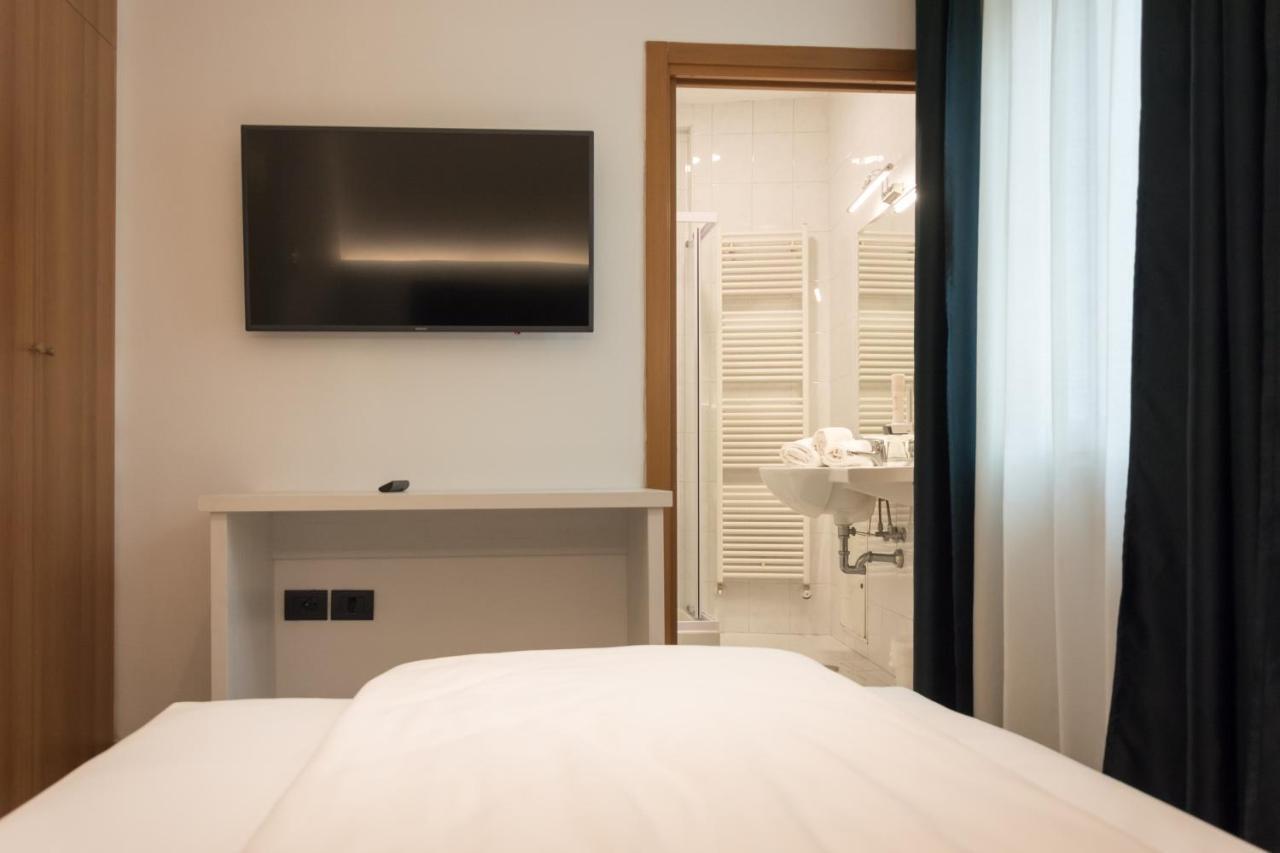 Hotel De Nac Torbole Sul Garda Εξωτερικό φωτογραφία