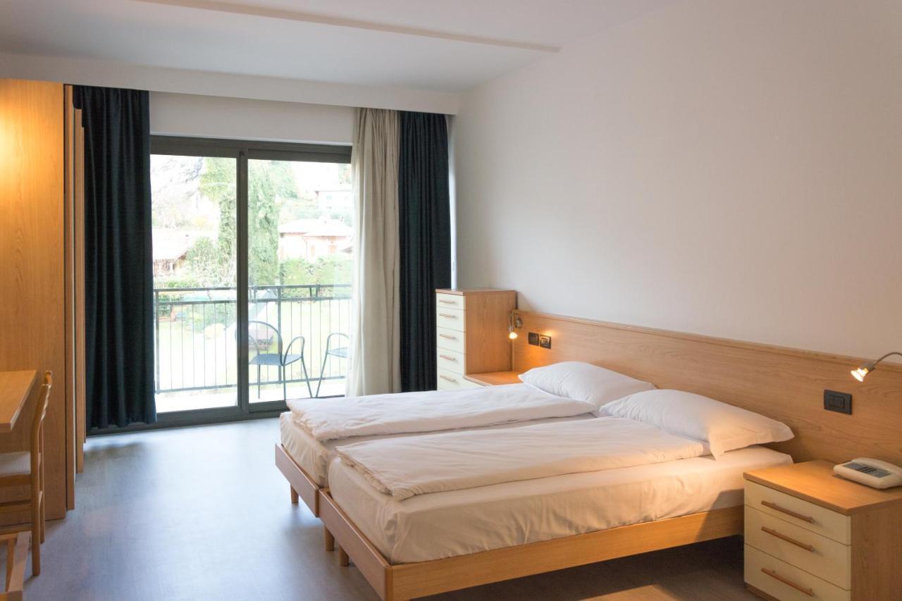 Hotel De Nac Torbole Sul Garda Εξωτερικό φωτογραφία